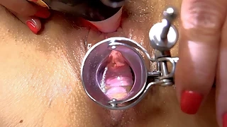 amateur Doctor games! 1st Orgasm with a speculum in the cunt blonde