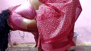 big cock Mature aunty was cleaning the floor of the house i undressed her and made her completely naked and had sex with her mature